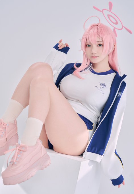 Twitterのコスプレ画像10