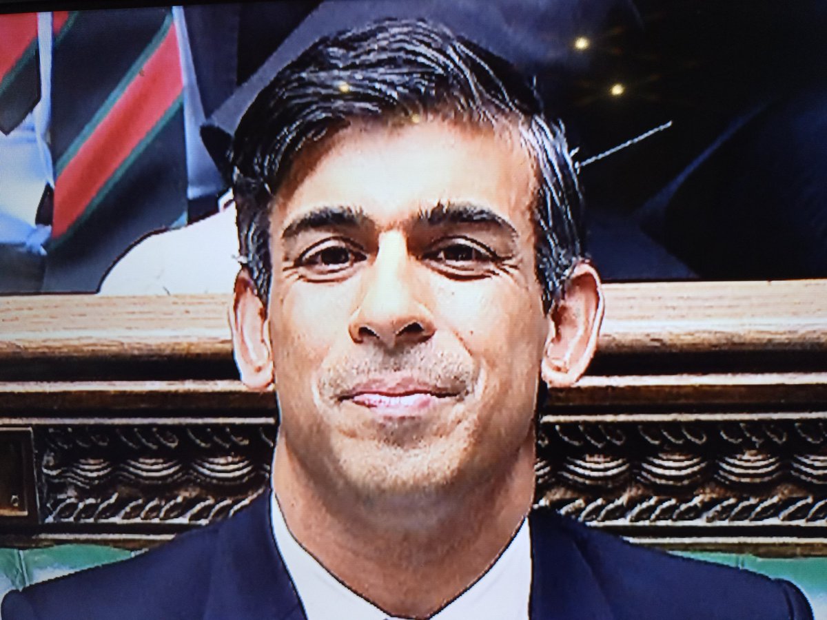 farmerjoefred's tweet photo. Just to let you know @RishiSunak @BorisJohnson that I lost my phone a couple of months ago. My 15 year old son managed to download all of my past WhatsApp messages from their server to my new phone. It took about 15 mins. These go back about 2 yrs. You're welcome. https://t.co/HIT0A4AxQi