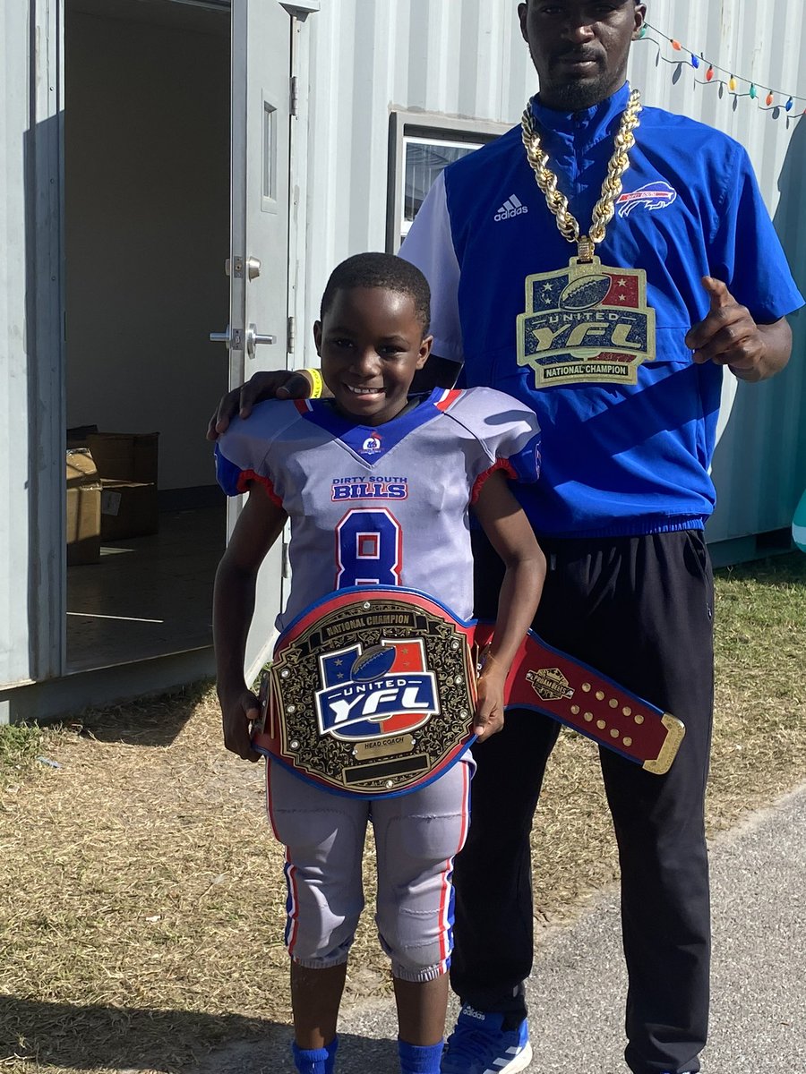 Vo_Savage4's tweet photo. S/O to my son Dre Crumbie on winning the 7u #UYFL National championship πΎπ #BamBam #CoachVo https://t.co/CHYQ5LrKnQ