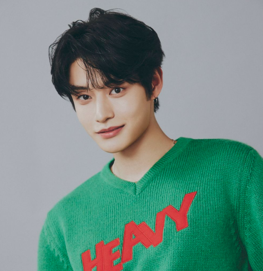 AboutMusicYT's tweet photo. Happy 25th birthday to the amazing Jiwoong of ZEROBASEONE! https://t.co/wuq0dDoL02