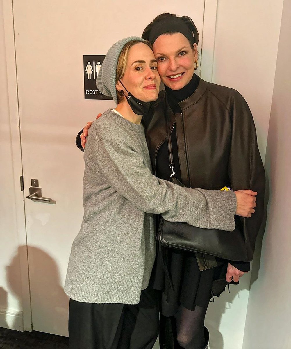 sarahpaulsbean's tweet photo. Sarah Paulson met Linda Evangelista after Linda saw ‘APPROPRIATE’ on Broadway last Thursday night. ❤️ https://t.co/C7cXE0AT0I