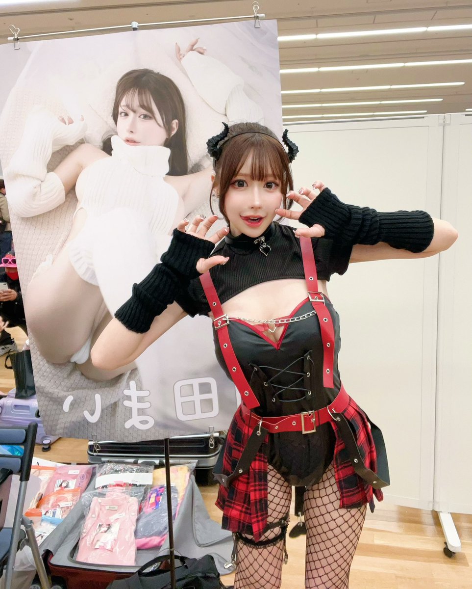 本日　#コスケット にお越し頂きありがとうございました💖

まさかのフリマ衣装完売、ブロマイド完売後半売るものが無いくらい沢山の方にお越し頂き本当に嬉しいです😭💖

初めての方、お久しぶりの方、いつも会いに来てくれる方皆様本当にありがとうございました☺️☺️💓 https://t.co/WNwYOQszZg