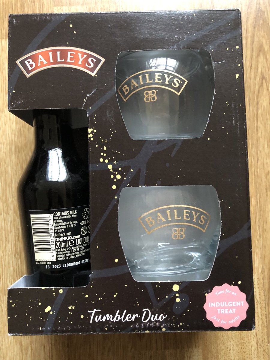 ChalkyLindsay's tweet photo. @asda bought this last Sunday and just gone to wrap it and shocked by the date! Can’t gift this now. No longer have the receipt either. https://t.co/01MQLuwi4B