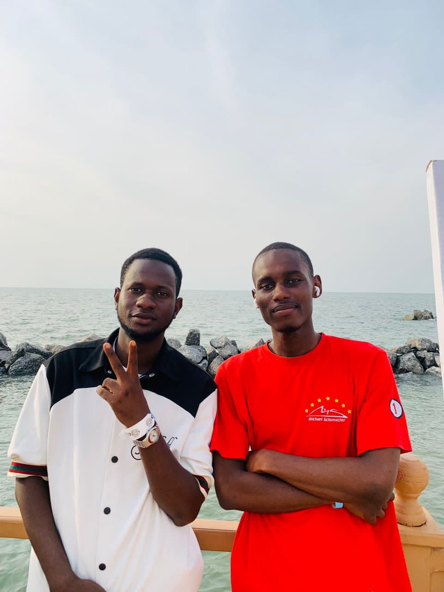 alphaboubacar44's tweet image. Yesterday's day with friends 🥰