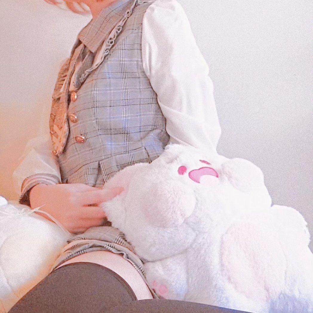 usatujii's tweet photo. 【lolita 学院】
可愛い服と可愛い女の子❤️
でしょう？( *´꒳`*)◞♡ https://t.co/pjhXEA5pDy