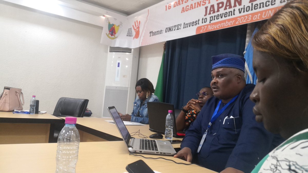 DataGender237's tweet image. Le gender data journalists network est présent depuis ce matin aux côtés de #Afmec dirigé par @BeckyBissong pour échanger sur le #baromètre de la diversité initié par le #CNC avec le soutien d'Onu femmes Cameroun. @RakyChaupin 
@WNtub