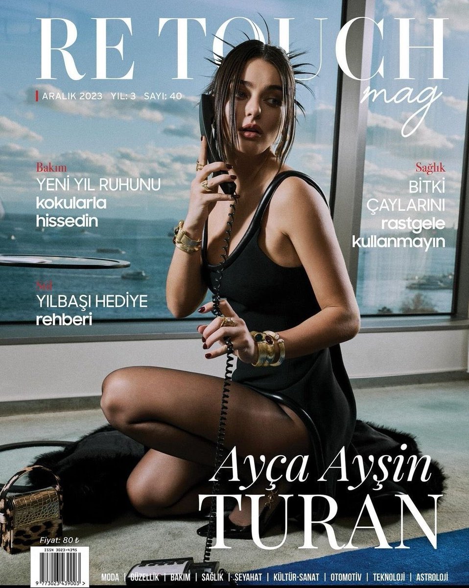 kaderbaglaribr_'s tweet photo. 📸| Ayça Ayşin Turan para Re Touch Mag  ✨

Deslumbrante! 🖤

#AycaAyşinTuran https://t.co/4H7BQiaK7q