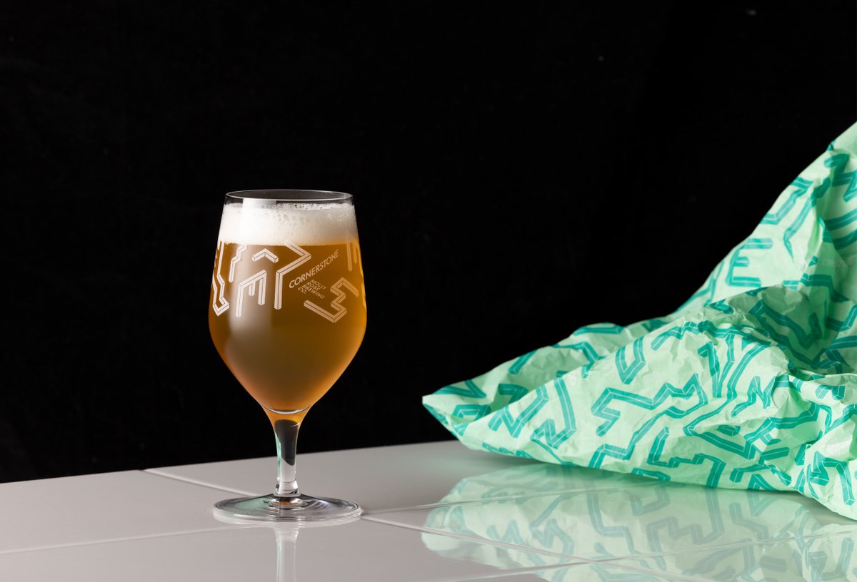 PrimaryPhotos's tweet photo. A special glass with its special wrap designed by @cloudyco for @mollyrosebrewing
Photographed by me with lovely beer pour by the husband. https://t.co/yPT18kQRck