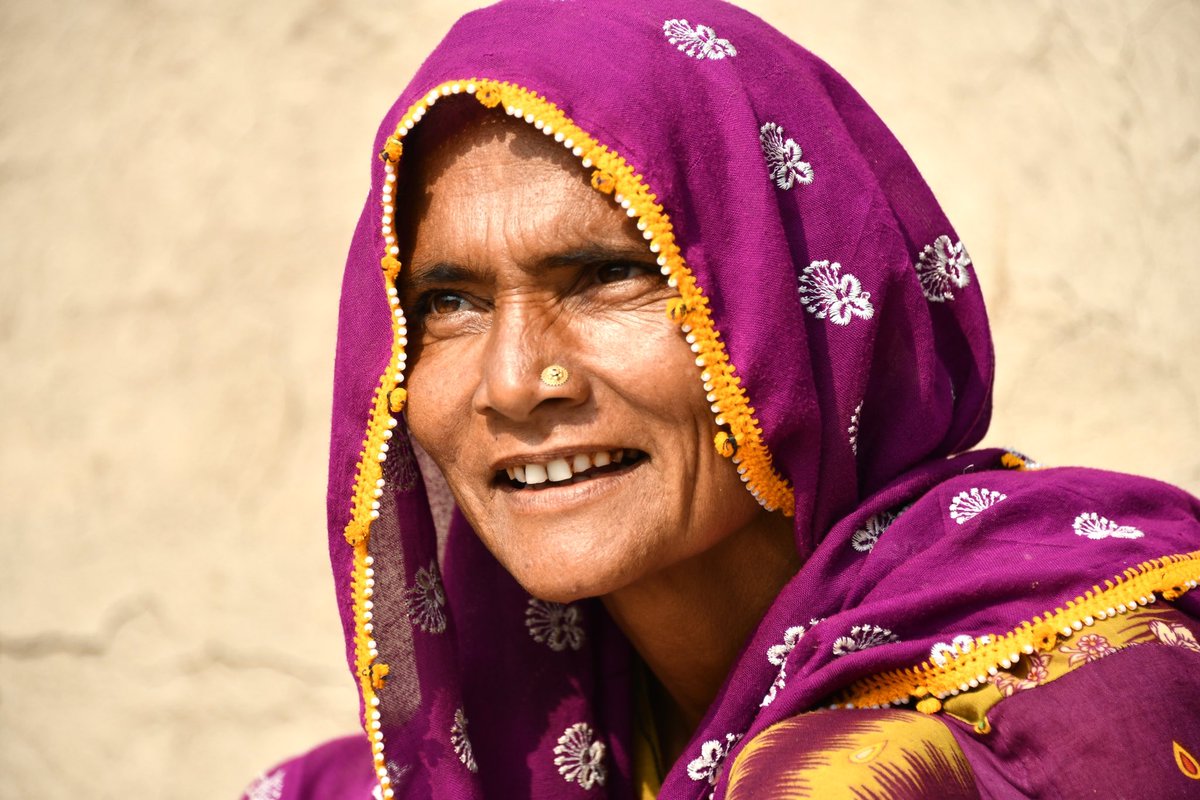 Paidar_Sindh's tweet photo. π Investing in women is pivotal for a safer, more equal, and a prosperous world. That's why weβre committed to support gender equality and access to finance for the resilient & hardworking women in #Sindh through the #PAIDAR Grant Fund.
π #16DaysOfActivism #NoExcuse
@UNIDO https://t.co/HIW8q6SRGN