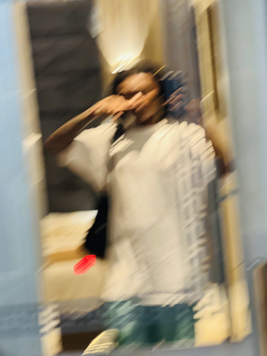 Alphabet444's tweet photo. Drink Fanta before s*x 🚶‍♂️🚶‍♂️🚶‍♂️ https://t.co/JiNUGp0Mc8