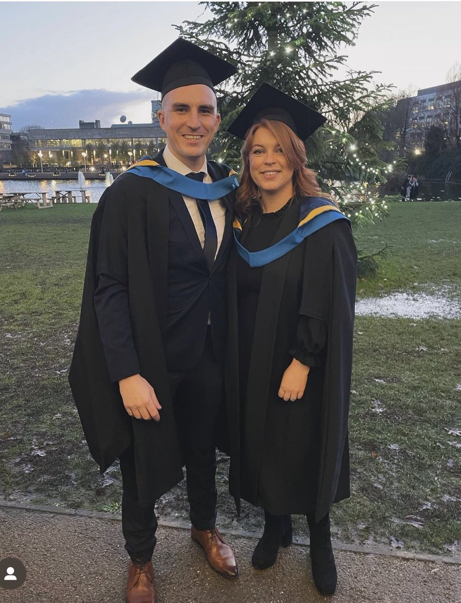 JamieGuinan1's tweet photo. Graduating with friends in @ucdsnmhs with a https://t.co/jrjr2w4QIL in clinical practice looking at how regular suctioning of intubated patients in ED can reduce rates of VAP. Special thanks to all in @MaterTrauma for support! @EllenShaugh @cat_conn @comer_christin @siobhankenny0 https://t.co/1WgztgMTmg