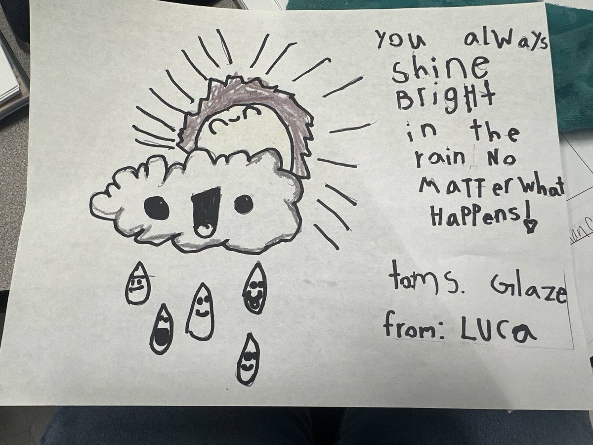 Ms. Glaze tweet media