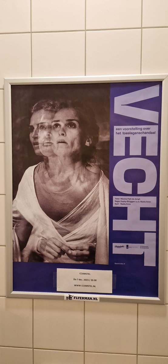 Twintig deelnemers zagen gisteren de indrukwekkende monoloog 'Vecht' door actrice Nadia Amin in Theater CC Amstel over de toeslagenaffaire.⁣ ⁣ Meld je ook aan voor de volgende Met Mocca naar Cultuur. Kijk op mocca.amsterdam/agenda.