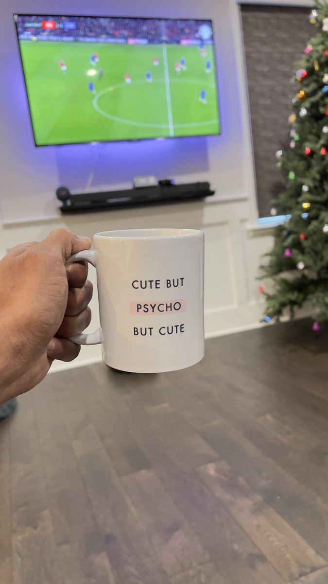 kayveeekay's tweet photo. #Coffeemugtwitter https://t.co/pdqKHoBNWL