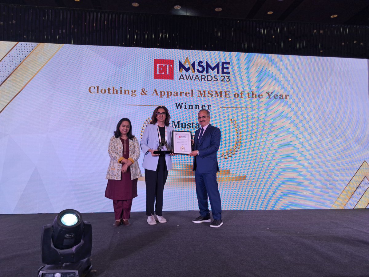 ET_RISE's tweet photo. 🚀🏆 #ETMSMEAwards 2023: Congratulations Mustang Enterprises (@mustangsocks), the deserving recipient of the Clothing &amp; Apparel - MSME of the Year Award.

By bringing warmth and comfort to your customers, you’ve now added another laurel to your kitty. https://t.co/2dYKQNkawH