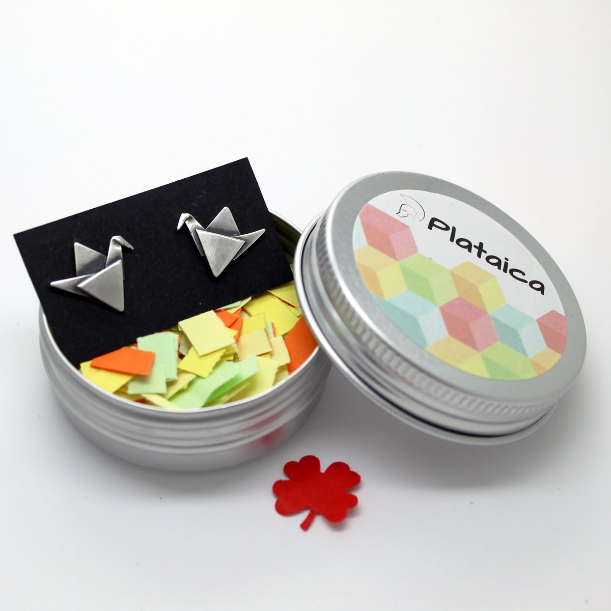 Plataica's tweet photo. 🪁 Que tu imaginación vuele hacia lugares inexplorados...

#Pajaritas de papel pendientes de #plata925

WEB▶ https://t.co/lqMsja7QvJ
ETSY▶ https://t.co/dfddZ1oVNd

#paperbird #silverpaperbird #hechoamano #envíogratis #origami #papiroflexia #paperart #handmade  #Etsy https://t.co/JVzKLzrjgL