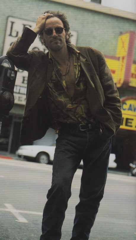 When leaning on a meter takes on a whole new level. :-) 
<a href="/springsteen/">Bruce Springsteen</a> Happy Friday