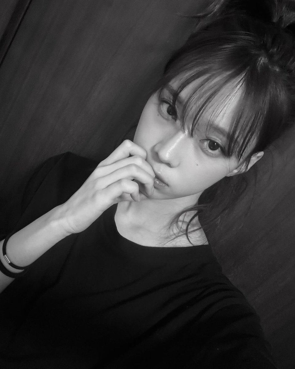 nostalgiacore's tweet photo. imwinter instagram post update https://t.co/Wmdd13qzDt