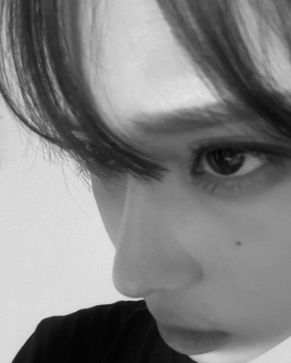 nostalgiacore's tweet photo. imwinter instagram post update https://t.co/Wmdd13qzDt
