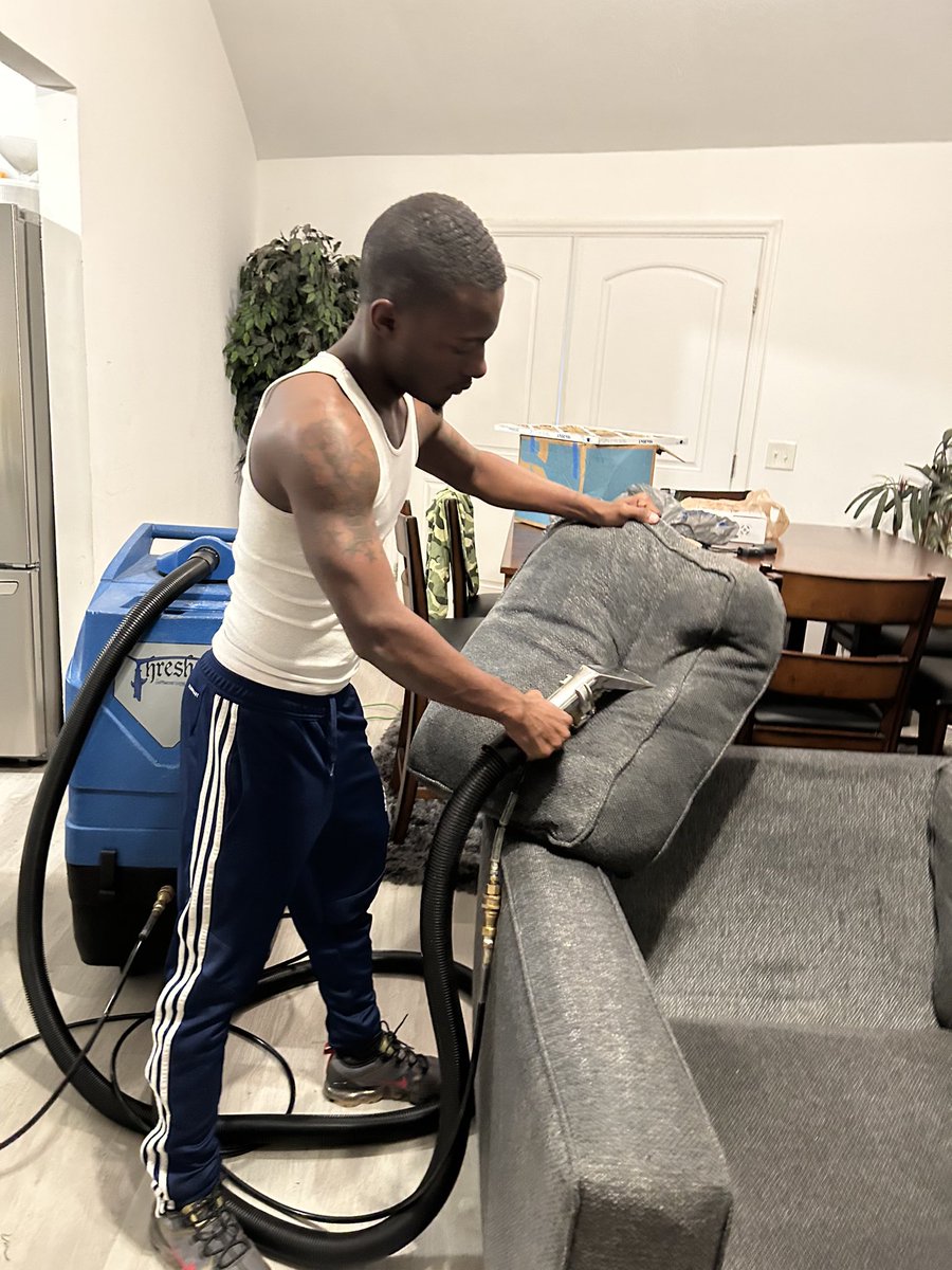 Trapping The Legal Way 🧽🔥 #MrFurintureCleaning