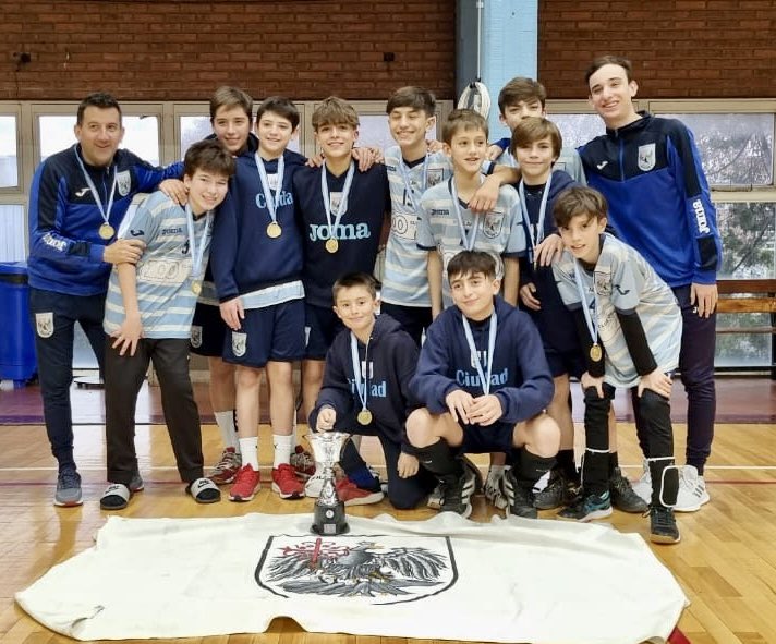 CiudadVoley's tweet photo. #Inferiores ¡Hoy tenemos #Superfecha Sub14! 🤩
¡Último torneo del año para los peques!💪🏻
🔹 Zona 1 (en Ciudad): Ciudad A, Def. de Banfield y San Lorenzo
🔹 Zona 6 (en Bella Vista): Ciudad B, Bella Vista y UNTREF
🔹 Zona 10 (en Ciudad): Ciudad C, Lanús, UNLAM y CIDEF
#VamosMuni https://t.co/u6Lsj6kFwu