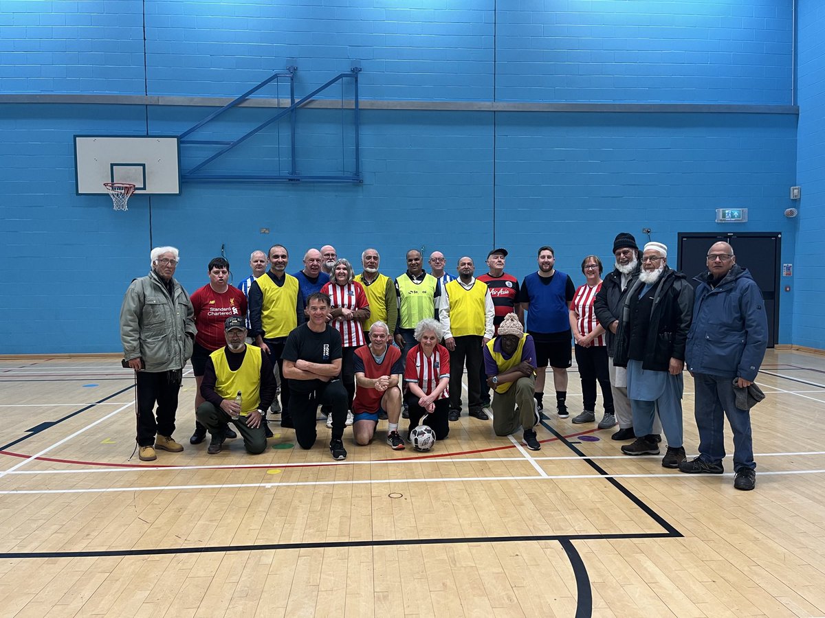 YourBackYardCIC's tweet photo. We had a fantastic time yesterday with our Bramley Walking Wanderers as they competed in a walking football tournament against @HamaraCentre.

It was great to see so many people passionate about #walkingfootball! A huge thank you to councillor @kevin_ritchie1 for coming along💚 https://t.co/3X065J0sKU