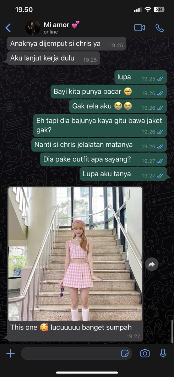 houseofnit's tweet photo. What if : Jordan punya anak cewek yang melakukan adegan dewasa
#BSFamsDailyConvo https://t.co/cjXH3kwMpt