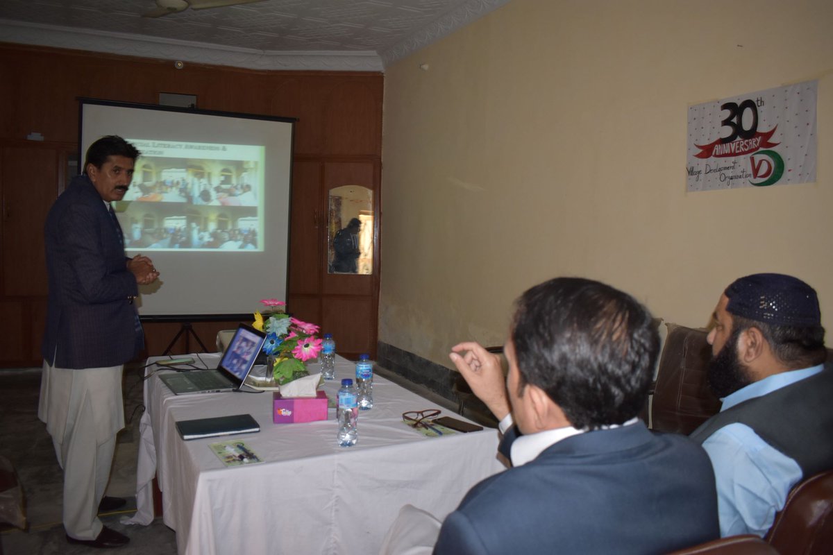 VDOPakistan's tweet photo. Today, 08 December 2023: A Meeting with Mr. Muhammad Yahya Hameed Sahab - Agriculture Head -  Bank Alfalah at VDO Head Office Ghotki, Mr. Ali Hassan Mahar - Executive Director- VDO, shared the sustainability and success of the "Revive and Rise Program".
#bafl 
#reviveandrise https://t.co/XcYZcC5lBM