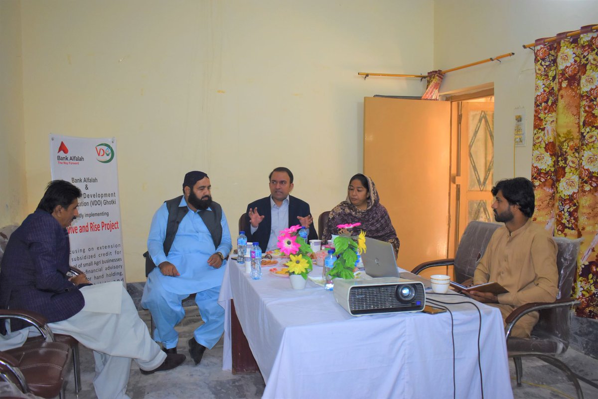 VDOPakistan's tweet photo. Today, 08 December 2023: A Meeting with Mr. Muhammad Yahya Hameed Sahab - Agriculture Head -  Bank Alfalah at VDO Head Office Ghotki, Mr. Ali Hassan Mahar - Executive Director- VDO, shared the sustainability and success of the "Revive and Rise Program".
#bafl 
#reviveandrise https://t.co/XcYZcC5lBM