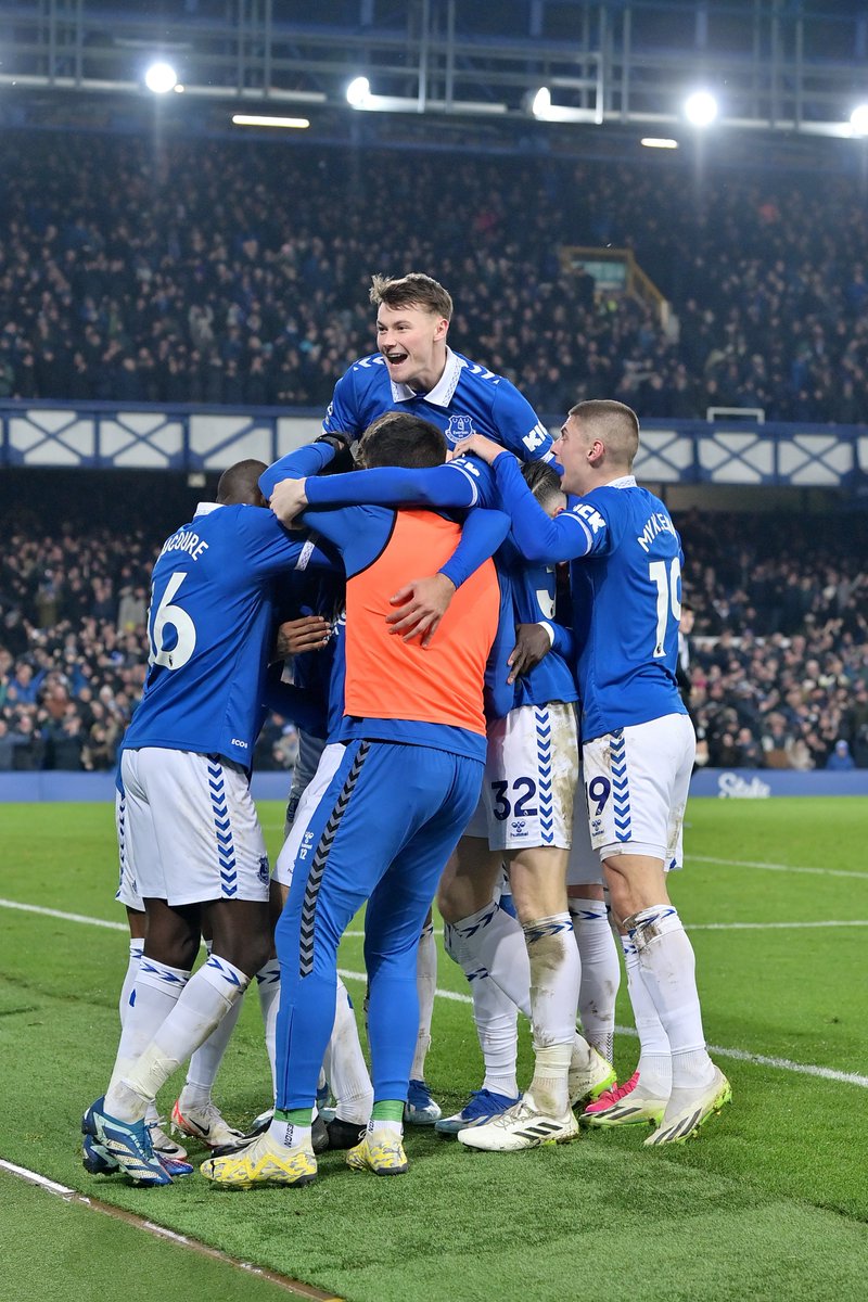 Everton tweet media
