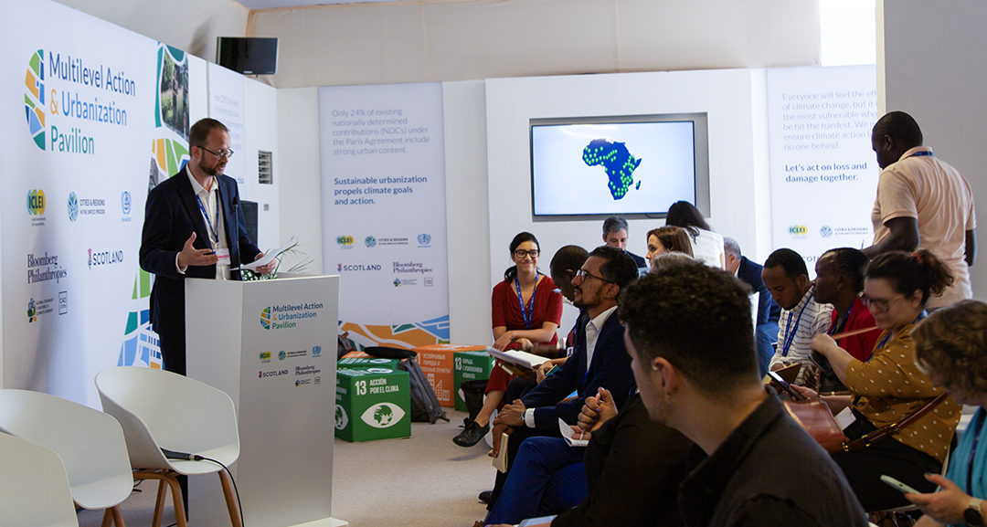 IISD_ENB's tweet photo. The #COP28 side event "Subnational government leadership in driving National Adaptation Plans (#NAPs) and Nationally Determined Contributions (#NDCs) implementation" showcased local, regional, and state efforts to support #climate adaption efforts

Read ➡️ https://t.co/kMbrnXCdP3 https://t.co/QgMdbAtAi8