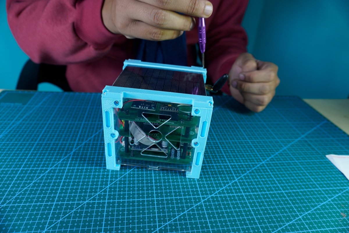 orionspacenepal's tweet photo. CUBEEK: CubeSat Educational Kit is a training kit based on the form factor of 1U CubeSat.
Grab yours from here:
https://t.co/pbQ8HXvbMW
#cubesat
#nanosat
#satellite
#picosat
#steam
#steameducation
#arduino https://t.co/PivcQAofiq