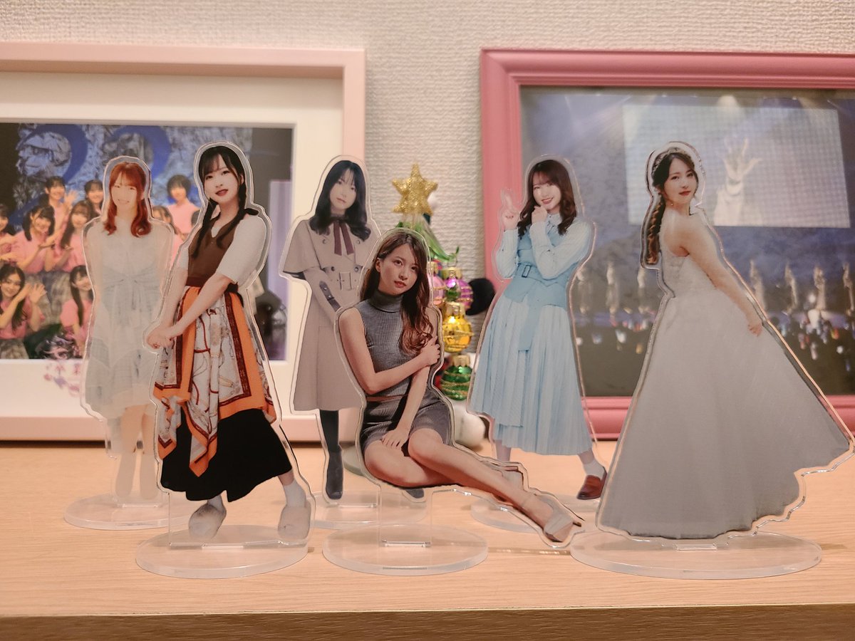 RrrTrombe's tweet photo. 今回追加のかなえさん(再製作含む)。
ラストのドレスとで紅白。
何気にお気に入りは1stAL衣装。
シャンプーポーズはいいぞ。
#白沢かなえ https://t.co/6Kb7nQQ5K8