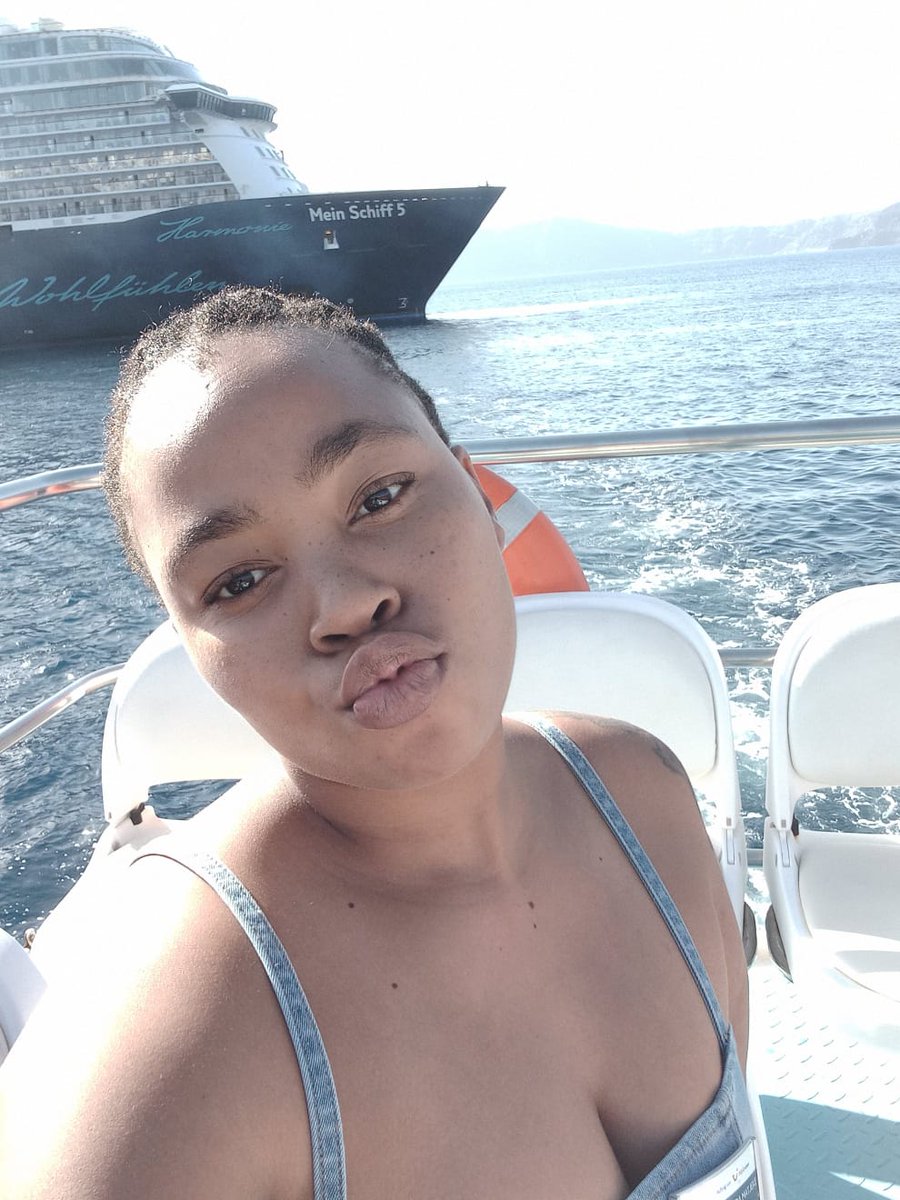 Soaking up the sunshine on Mein Schiff 5, living my best cruise life!  Just had to take a moment to send a little love to all of you!

💋 Blowing kisses from the deck with gratitude and happiness. ✨

#MeinSchiff5Adventures #SunshineAndSmiles #CruiseLife #BlowinKissesToYouAll