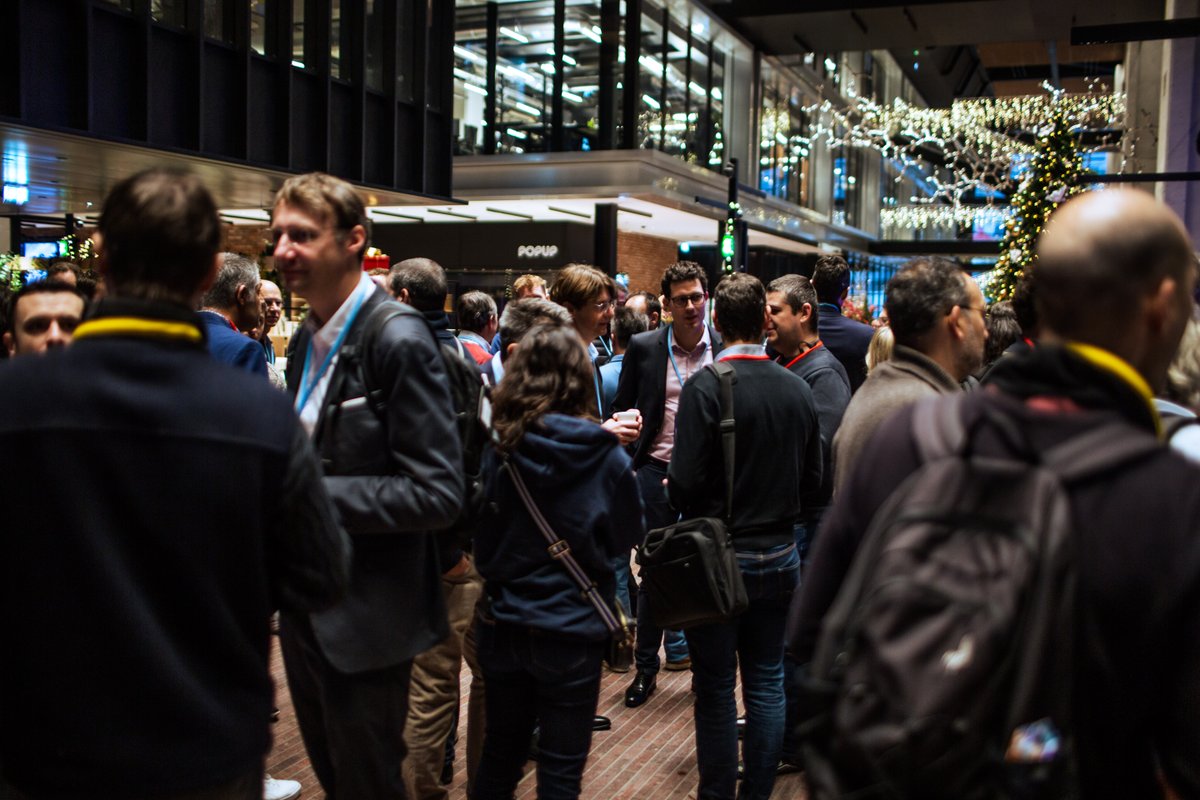 Lors du INSIGHT Xtra Paris, plus de 300 invités ont découvert la puissance d'une infrastructure de données intelligente. Découvrez comment un stockage de données unifié offrant des services de données intelligents : ntap.com/3uPWAbe