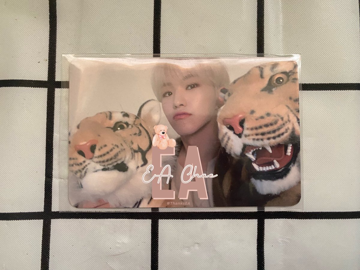 ea_chae's tweet photo. WTS LFB HELP RT
Seventeen Hoshi Tatlong Tigre SG 2020
Rush Selling/Super need funds 😭🙏🏻
Can ship only to PH Address
GCash, Unionbank

DM to Mine
Can ship out once I receive my packing mats (2-4 days max) https://t.co/fZcHmsKQ6G