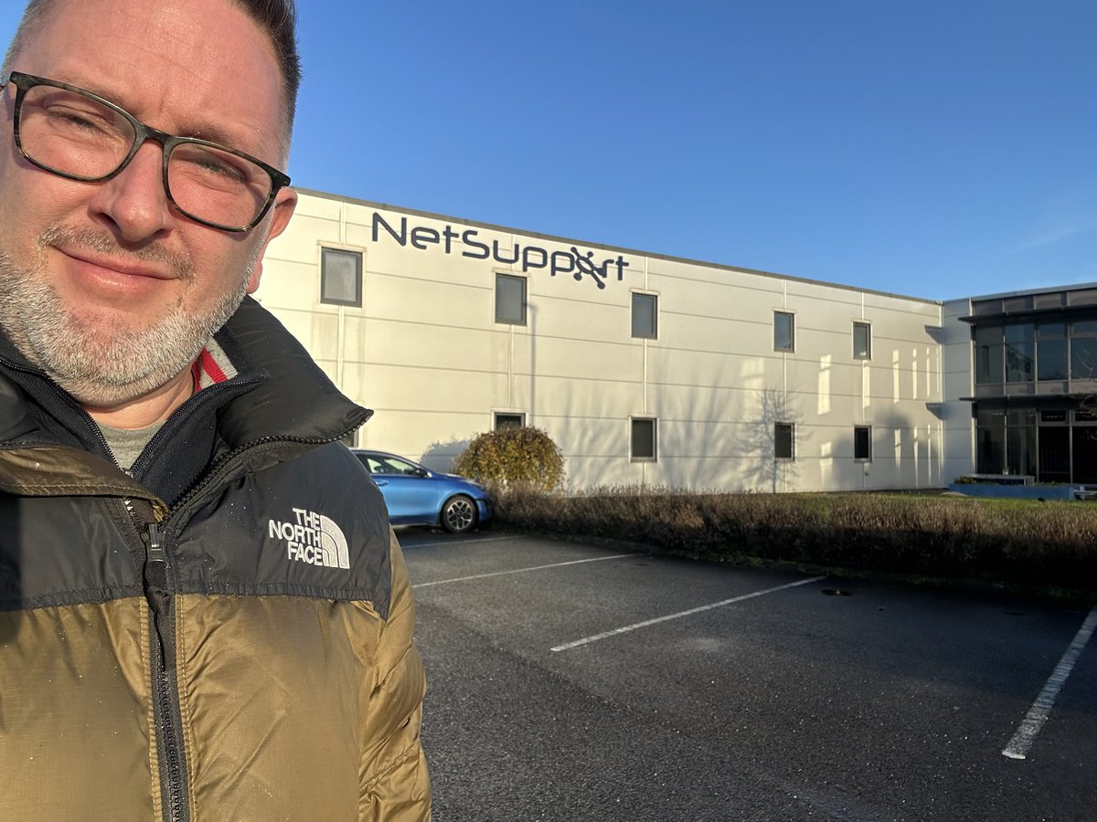 Mark Anderson tweet media