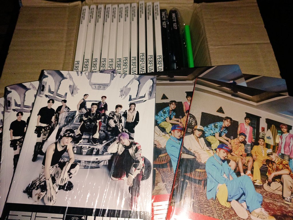 JustProtectNCT's tweet photo. 20 assorted NCT albums such as NCT DoJaeJung Perfume, NCT 127's 2 Baddies and Sticker are ready for you to take home!

This wouldn't be possible without our sponsor,  Ate @jooheoney17 ! Thank you so much! Wuv u!🥹💚

See you!!

#ToTheWorldWithNCTzens #NCT2023xCzennies
#Neo_CSE_PH https://t.co/CgF8u5uHte