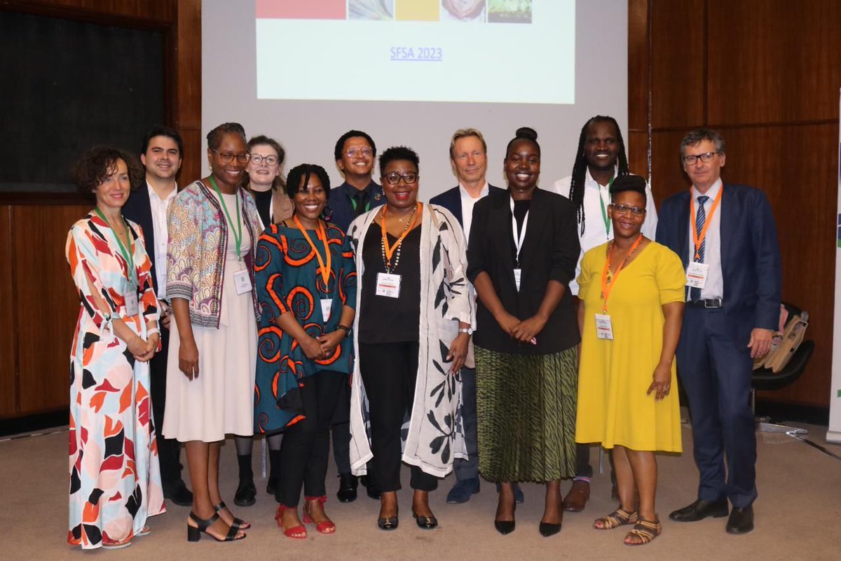ESASTAP's tweet photo. Highlights of the ESASTAP side event: "Showcasing of SA-EU STI Collaboration – opportunities, lessons, and success stories”  @ScienceForumSA side event and Exhibition booth hosted in collaboration with  @dsigovza, @EUinSA &amp; #MSCAdvocacy #SFSA2023 https://t.co/Fb83wve8t1