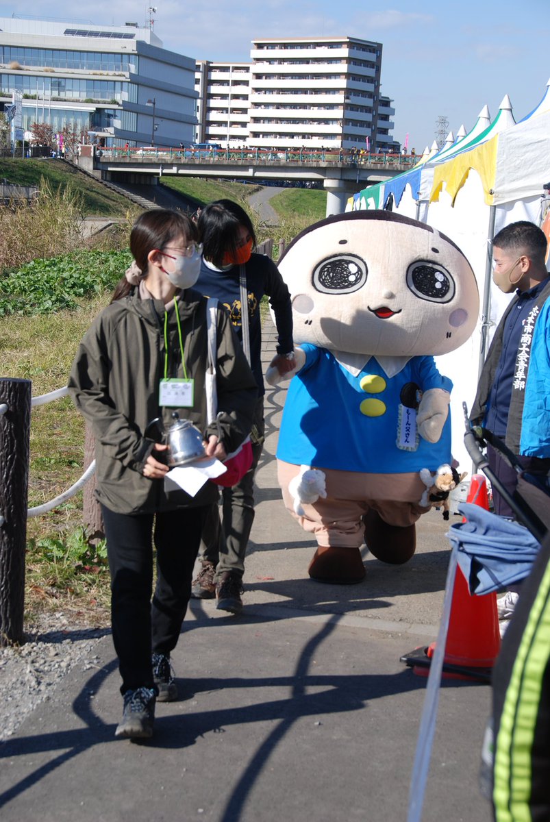 Hiro_kun1967's tweet photo. 志木市民まつり2023へ参加したキャラクターさん達

#ご当地キャラクター #志木市民まつり2023 #ぶっしゃああずなぶる #うなも #もーん父さん #キャベッツさん https://t.co/HqbqdxXp21
