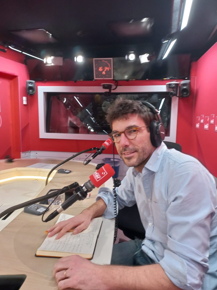 📢 (Ré)écouter en #PODCAST 📻 l'interview de <a href="/Antoinedulin/">Antoine Dulin</a>, Président de la commission de l’insertion des jeunes du <a href="/CO_Jeunesse/">Conseil d'orientation des politiques de jeunesse</a> 👉 radiofrance.fr/franceinter/po… 
 
Antoine nous partage sa vision sur la Génération galère : « #Jeunesse rimant avec #précarité ? »

Bonne écoute 🎧