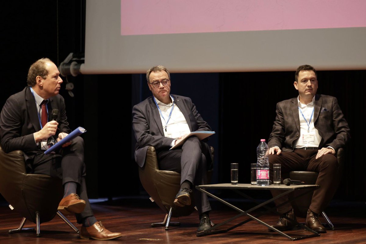 📌Yesterday, Hans Goossens spoke at the 3rd European Forum on the Regulation of Water Services #EFRWS conference. 

👁‍🗨The session focused on the "#EU vision for #climate neutrality and the #water to energy nexus". To read the key messages, click here: buff.ly/3GzhGx3