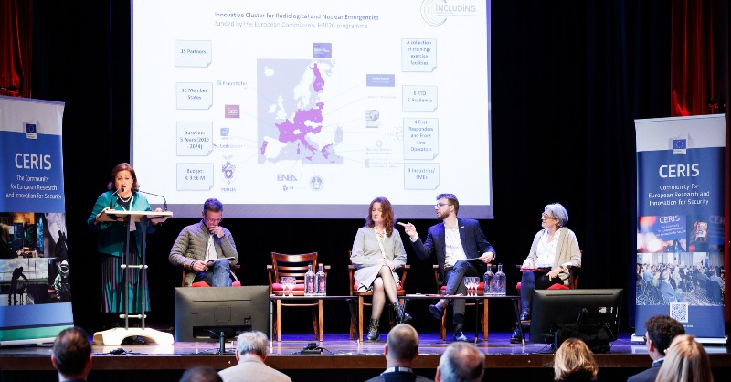 EUHomeAffairs's tweet photo. 📷 #CERIS Disaster Resilient Societies annual event in Brussels (Dec 4-7)!

🤝Participants dove into managing various risks, turning #SecurityResearch to policies and involving practitioners, and stressed the need for EU-wide collaboration among disaster risk management actors.