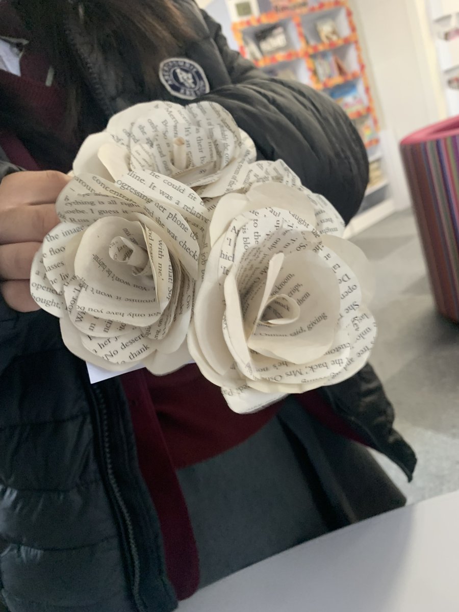 Blessed Hugh Faringdon Catholic School Library tweet media