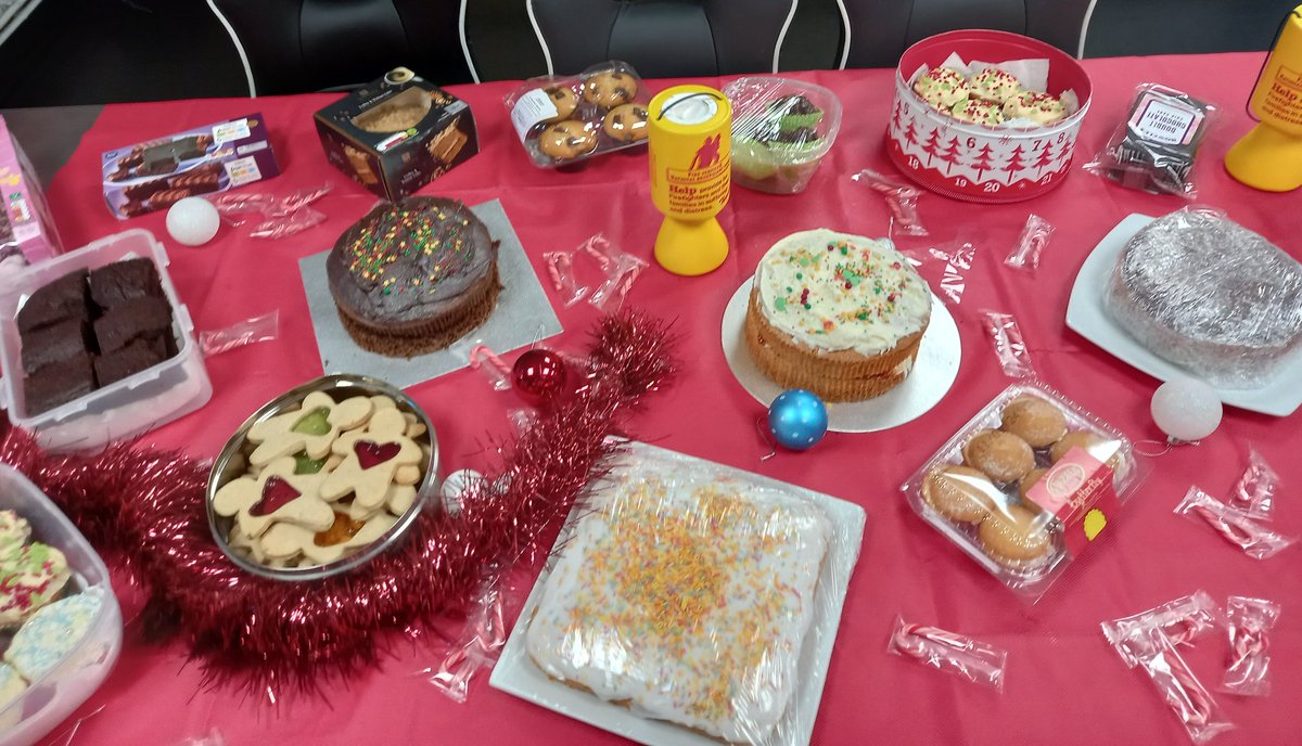 #bluewatch Christmas jumper and cake sale day! 💙

Festive cheer all in aid of the firefighters charity 👩🏽‍🚒

#afrs #firefighterscharity #control #cakesale #christmasjumpers