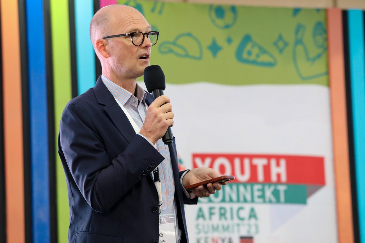 polycomdev's tweet photo. @polycomdev is at the @YouthConnektAf, witnessing the groundbreaking final pitch of 10 innovators in the @UNFPA_ESARO & @UNFPA_SYP HackLab for Mental Health and Adolescent Sexual Reproductive Health Rights. As a dedicated advocate for SRH and combating sexual harassment, https://t.co/8FV3YIinoT