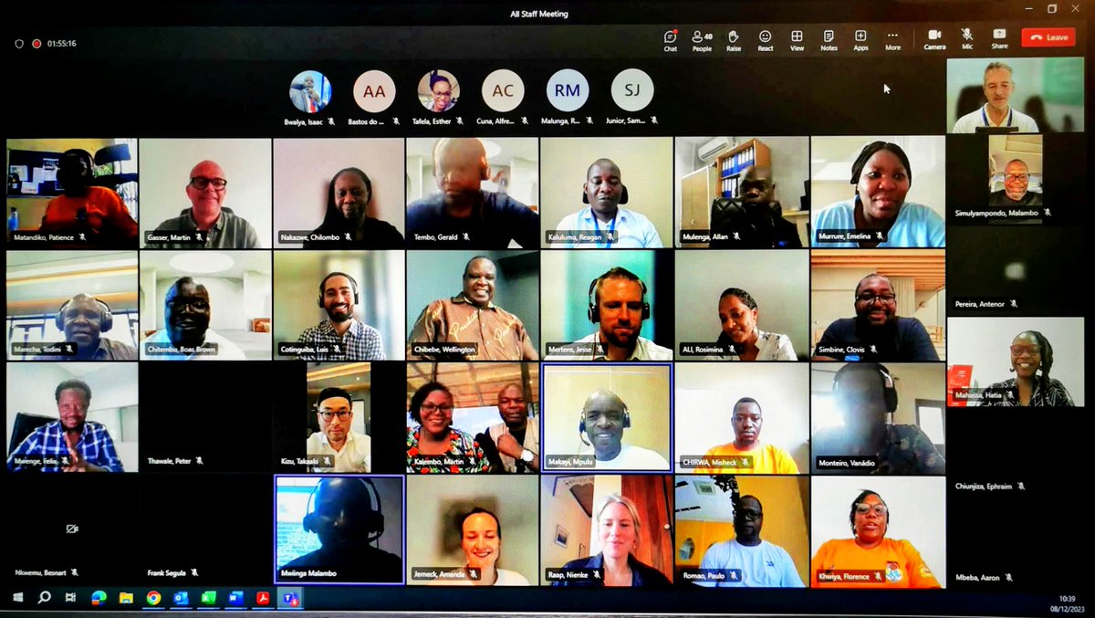ilolusaka's tweet photo. It's a wrap! @ilolusaka staff today held their last virtual staff meeting chaired by Country Office Director for 🇿🇲Zambia, 🇲🇼Malawi and 🇲🇿Mozambique, Mr Wellington Chibebe as they wish everyone happy 🎉festive season. #OneILO https://t.co/LIv65pTFrj