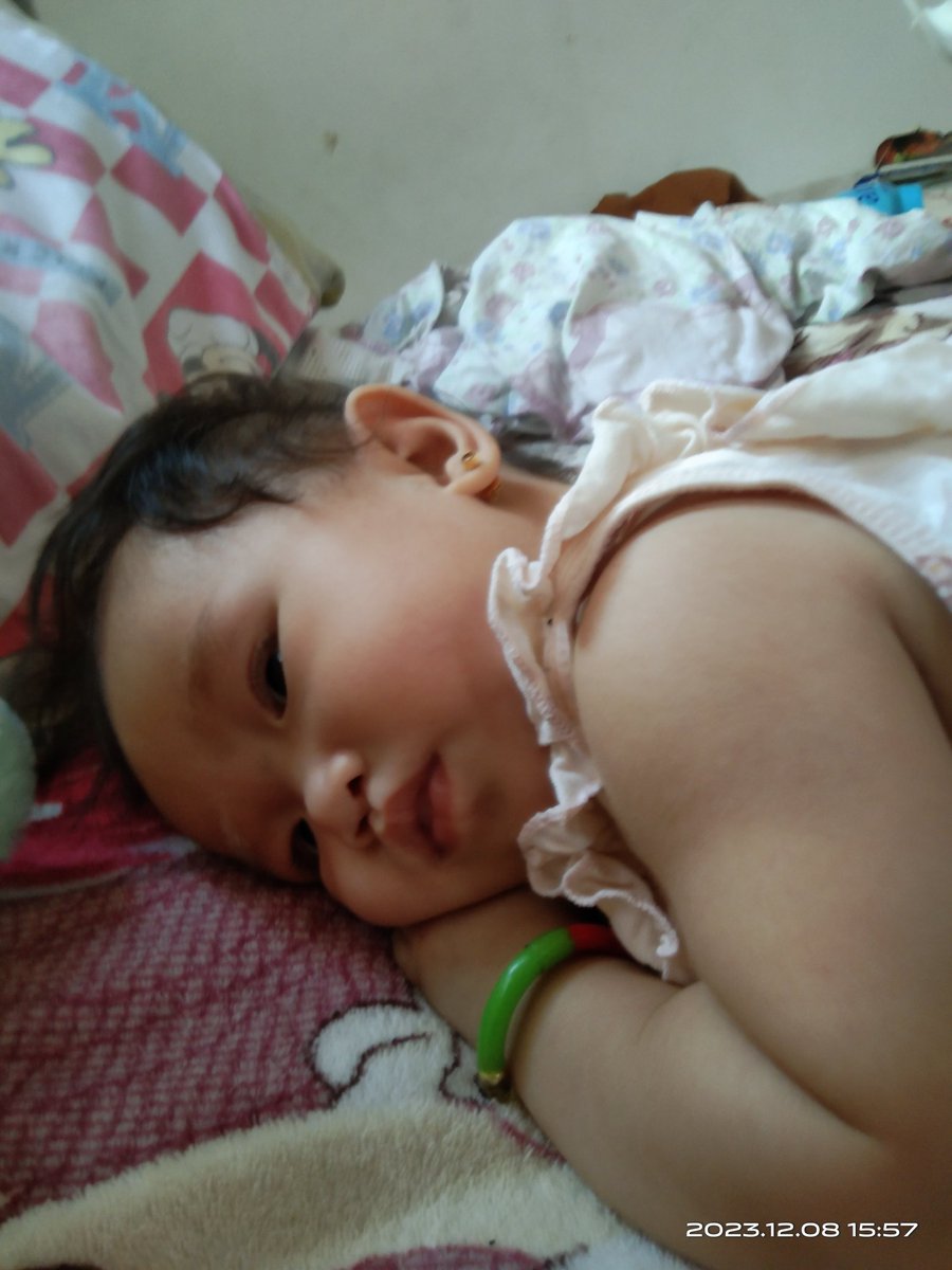 roxianne023's tweet photo. tired na xa https://t.co/boxSLDGNsU