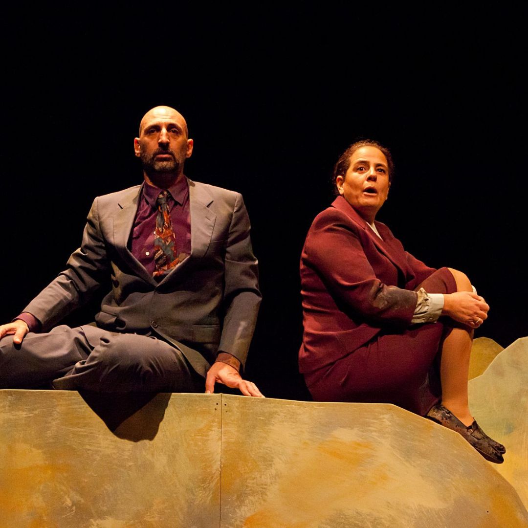 Torna a Palma la comèdia més esborrajada sobre la fi del món. Què faríeu si fossiu testimonis del darrer dia del planeta, almanco tal i com l’hem conegut fins ara? 
📅 15, 16 i 17 de desembre
📍TEATRE MAR I TERRA
⏰ Div i diss, 20h i dium 19 h
🎟 ENTRADES: palmacultura.cat