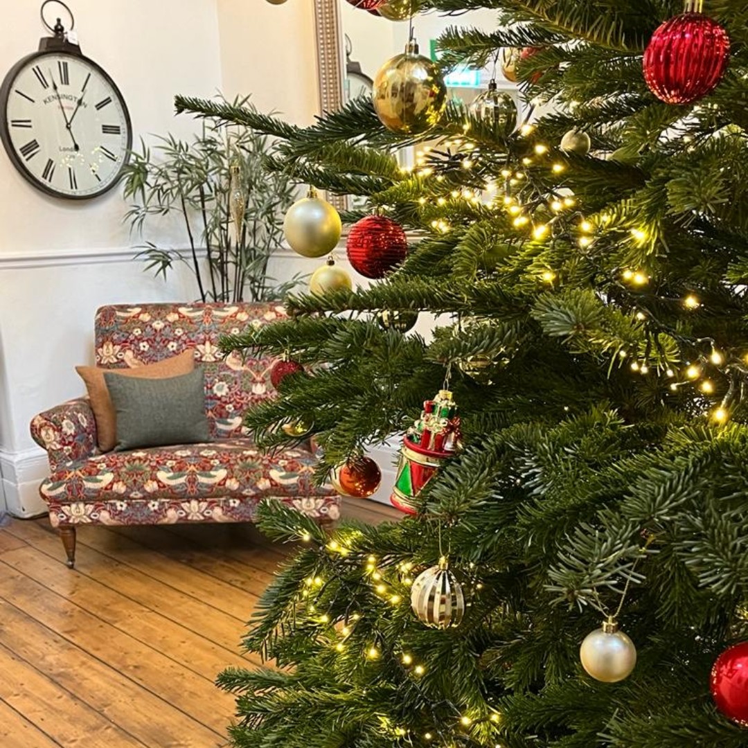 DelcorFurniture's tweet photo. It’s the most wonderful time of year! 🎄
Christmas has arrived at Delcor. Let us inspire you to create something special for your home.
We look forward to seeing you!
#luxuryfurniture #luxurysofas #delcor #delcorfurniture #bespokefurniture #christmasinteriors https://t.co/6QsguH7c2F